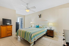 Oceanfront Corner Unit! Pool Views on Car Free Beach! Smyrna Beach Club B219